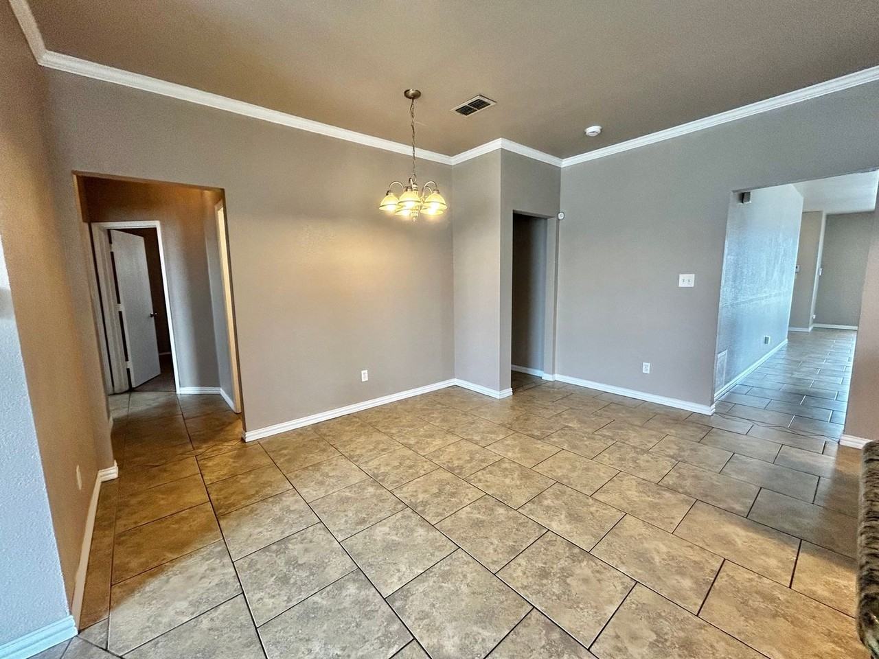8640 Rainy Lake Dr - Photo 7 of 25