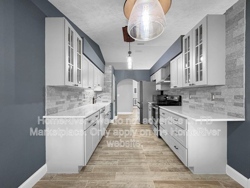 4021 Ne 6th Ct - Photo 2 of 29