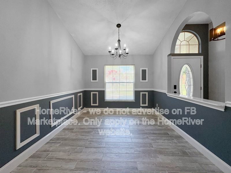 4021 Ne 6th Ct - Photo 3 of 29