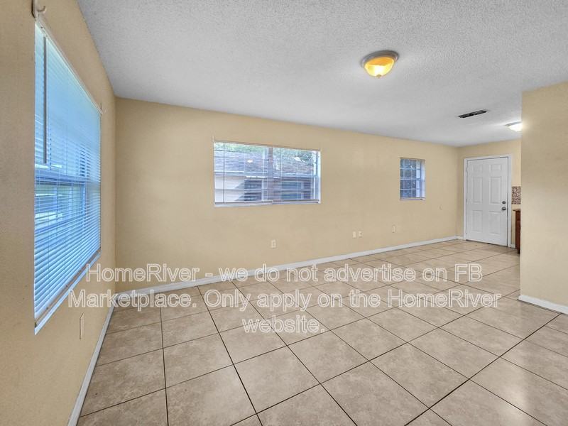 1111 Tuskegee St #A - Photo 3 of 21