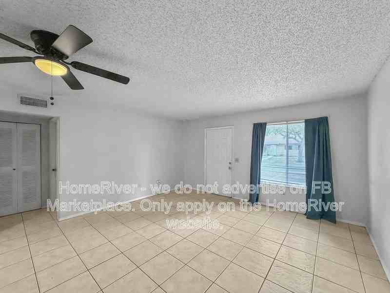 459 E Rosewood Ln #157 - Photo 3 of 22