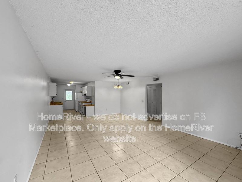 459 E Rosewood Ln #157 - Photo 5 of 22