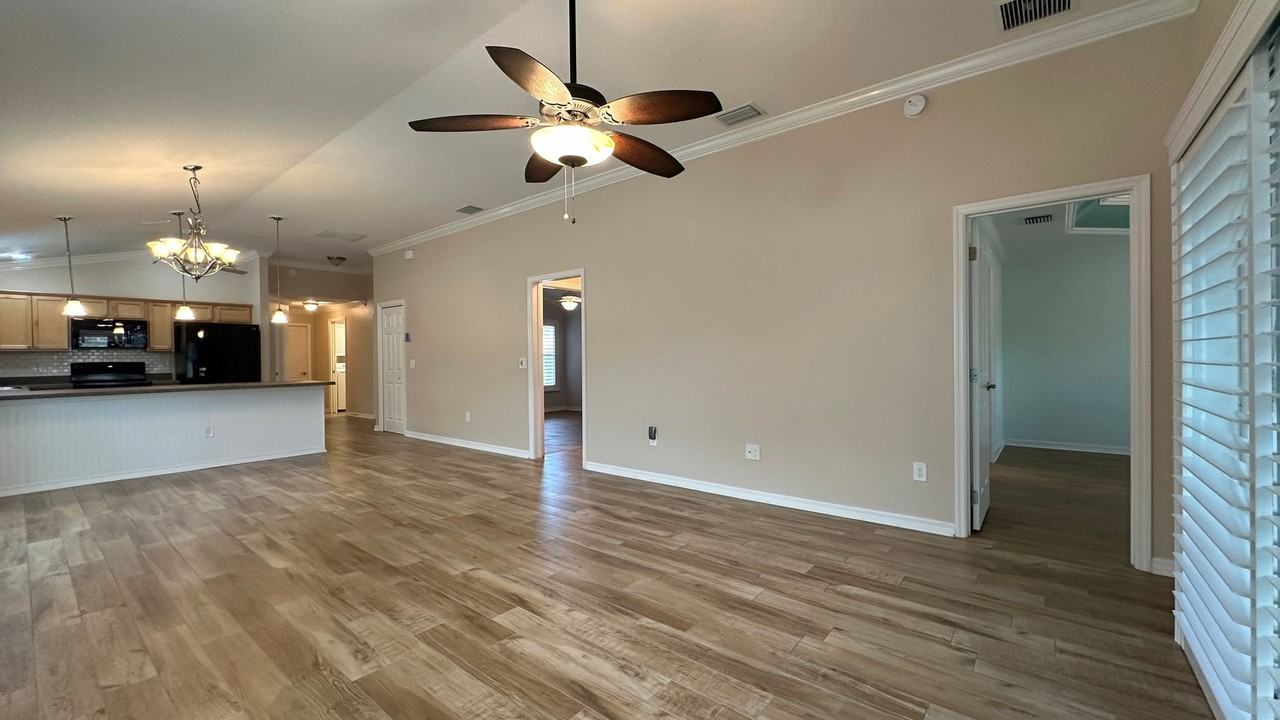 724 Yager Ln - Photo 5 of 22
