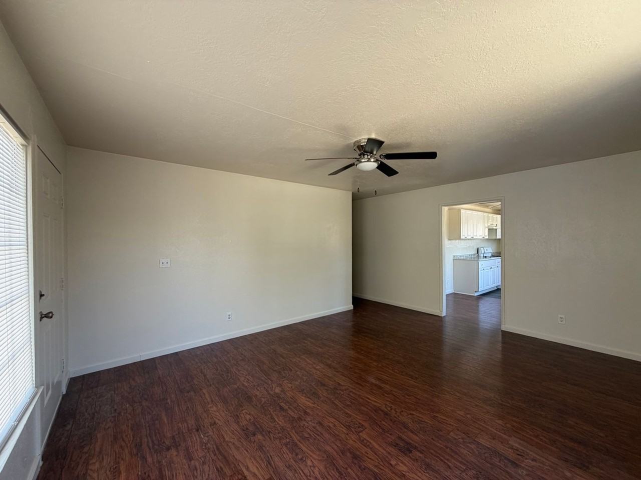 1400 Nancy St - Photo 4 of 21