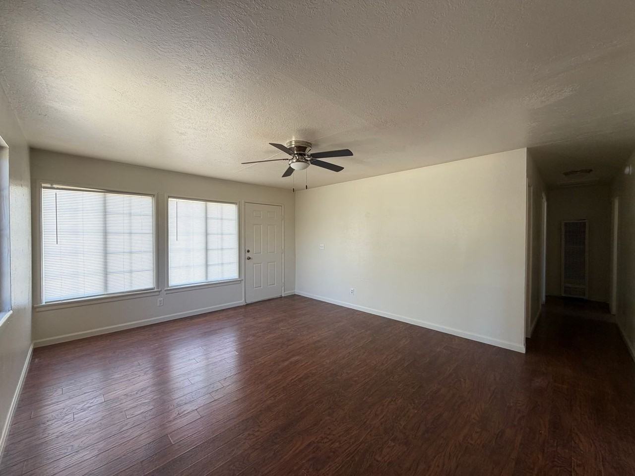 1400 Nancy St - Photo 5 of 21