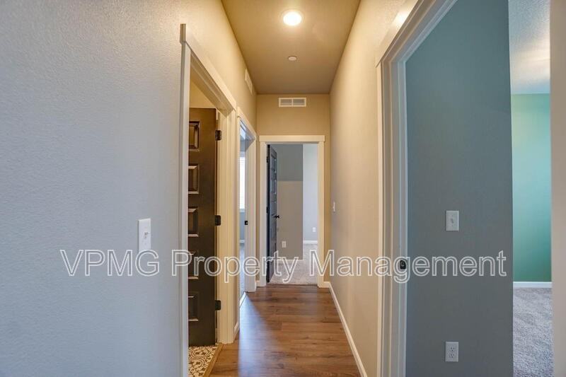 604 Nw 25th Way - Photo 5 of 42
