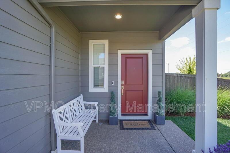 8501 N 1st St - Photo 4 of 39
