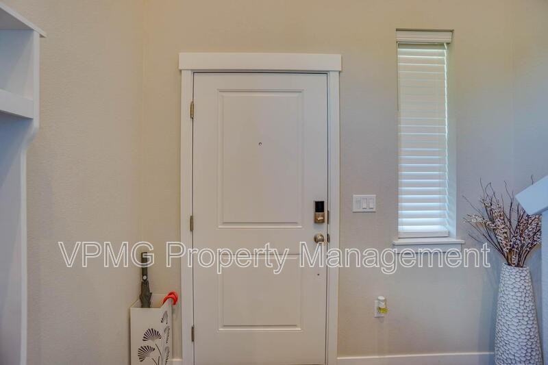 8501 N 1st St - Photo 5 of 39