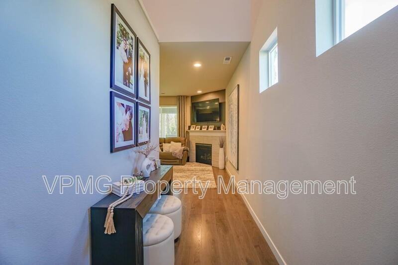 8501 N 1st St - Photo 6 of 39