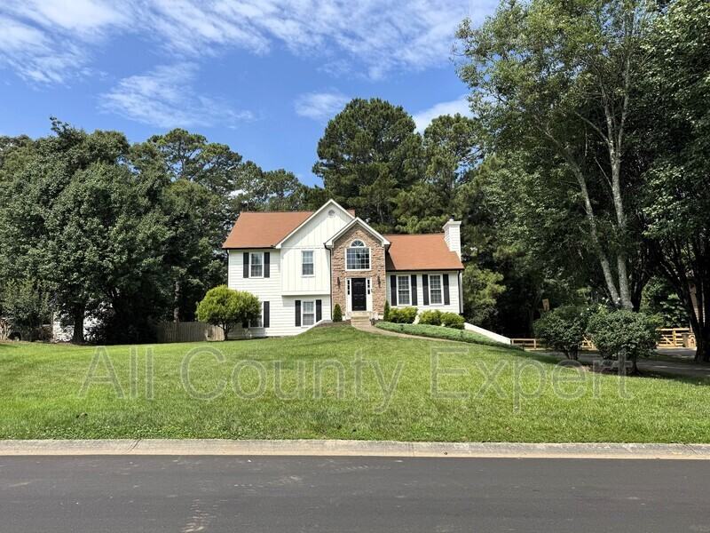 7745 Wynfield Dr - Photo 2 of 41