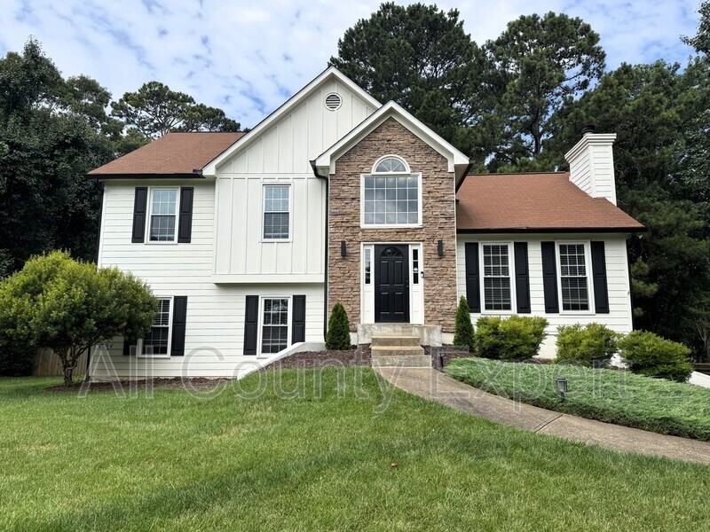 7745 Wynfield Dr - Photo 3 of 41