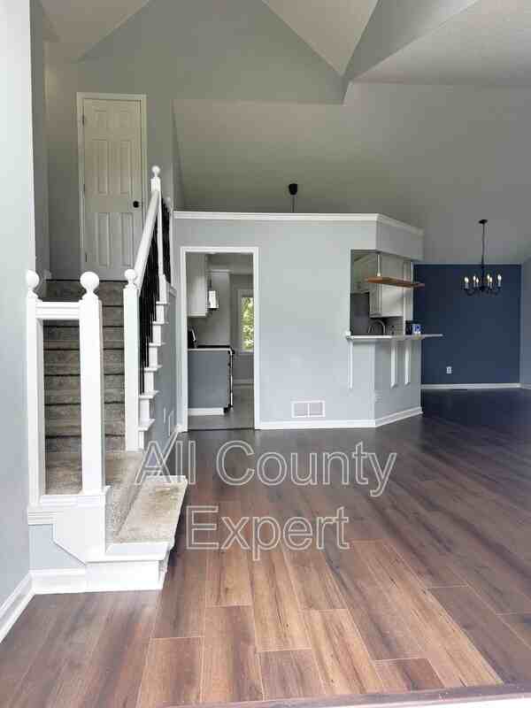 7745 Wynfield Dr - Photo 5 of 41