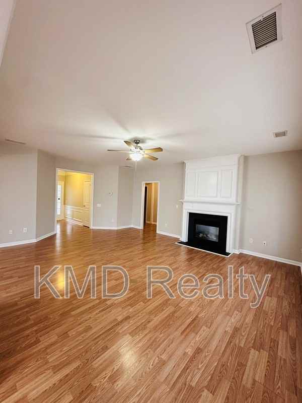 8419 Heron Glen Dr - Photo 4 of 14