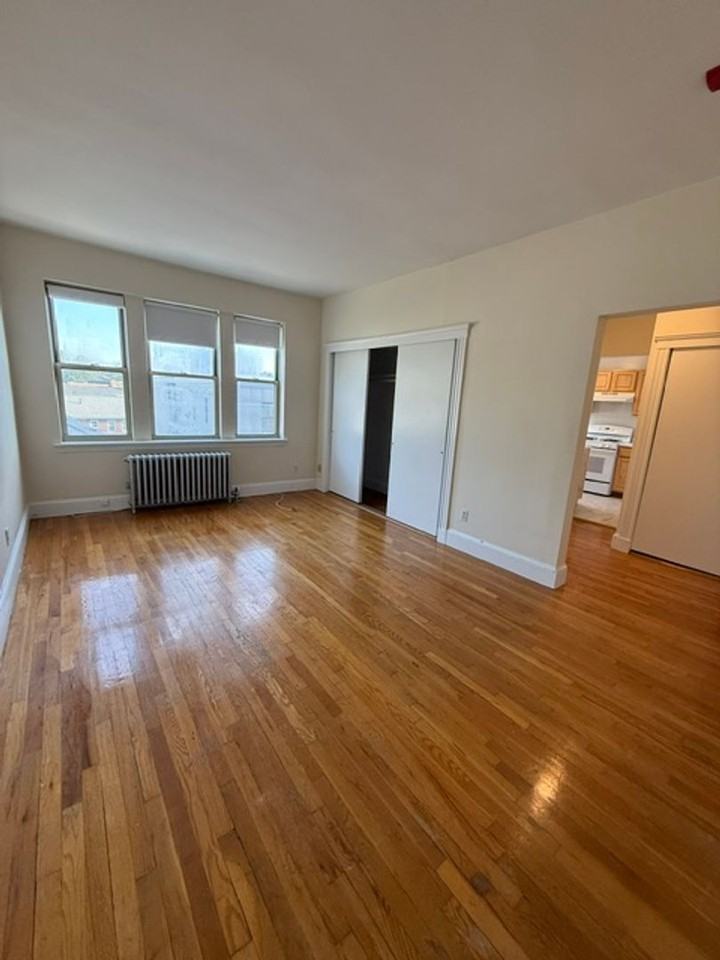 28 Colborne Rd - Photo 3 of 6