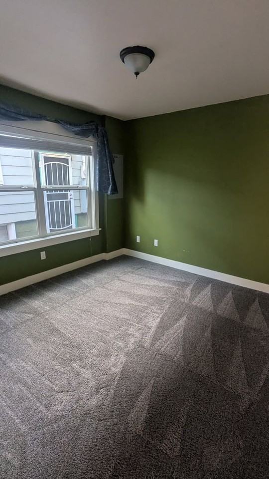 1019 1/2 5th St - Photo 5 of 7