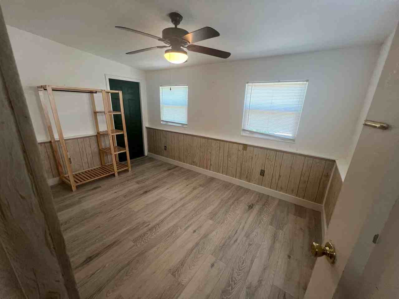 3469 Normandy Dr - Photo 7 of 12