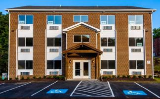 featured image of 51 Hampshire Ln