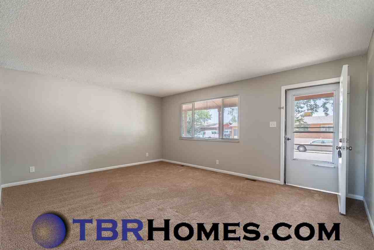 14435 Olmsted Dr - Photo 3 of 24