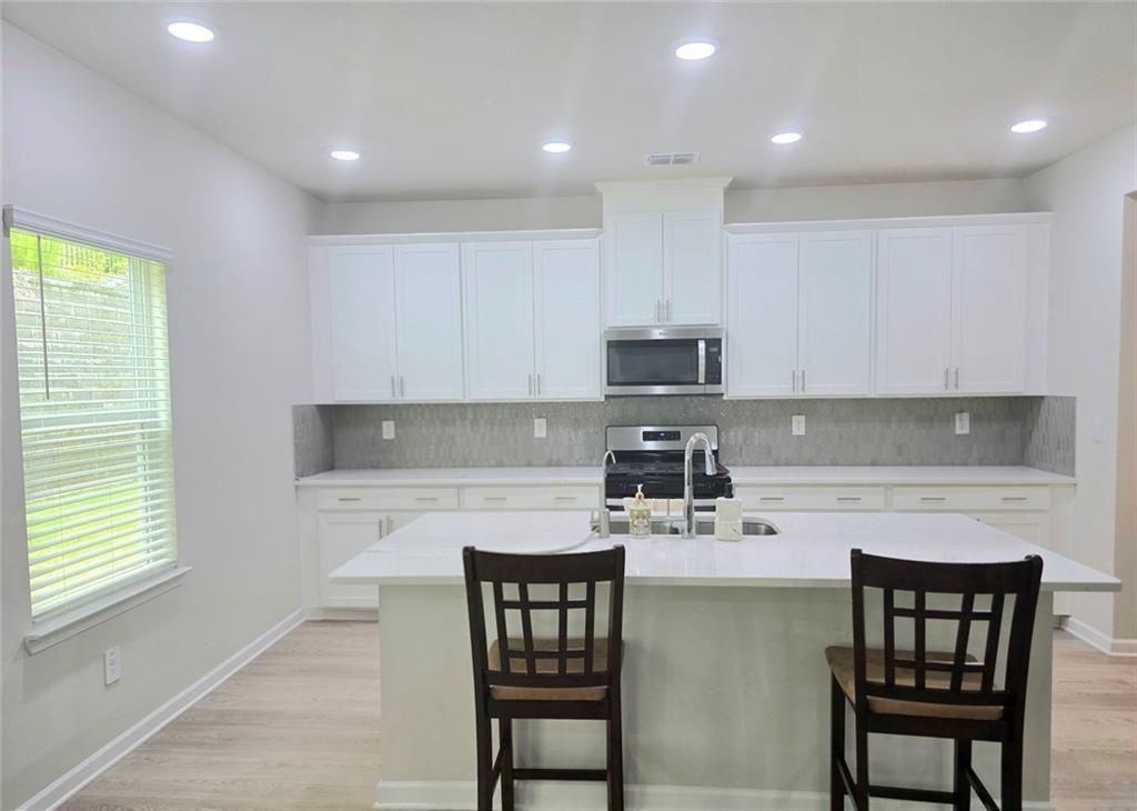 327 Valley Oak Dr - Photo 5 of 46