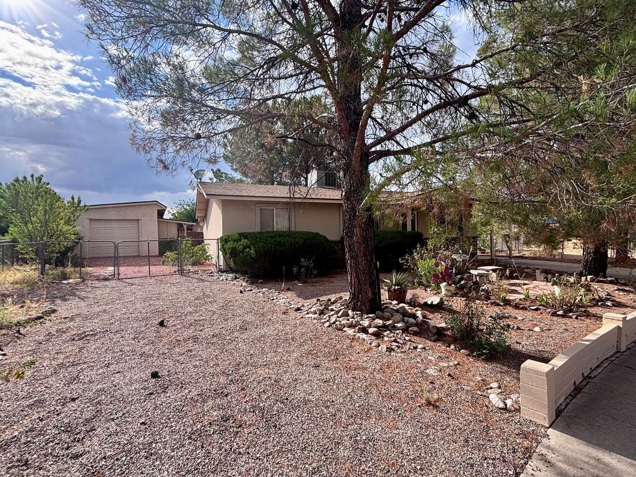 1322 1322 E 5 Star Blvd. - Photo 2 of 18