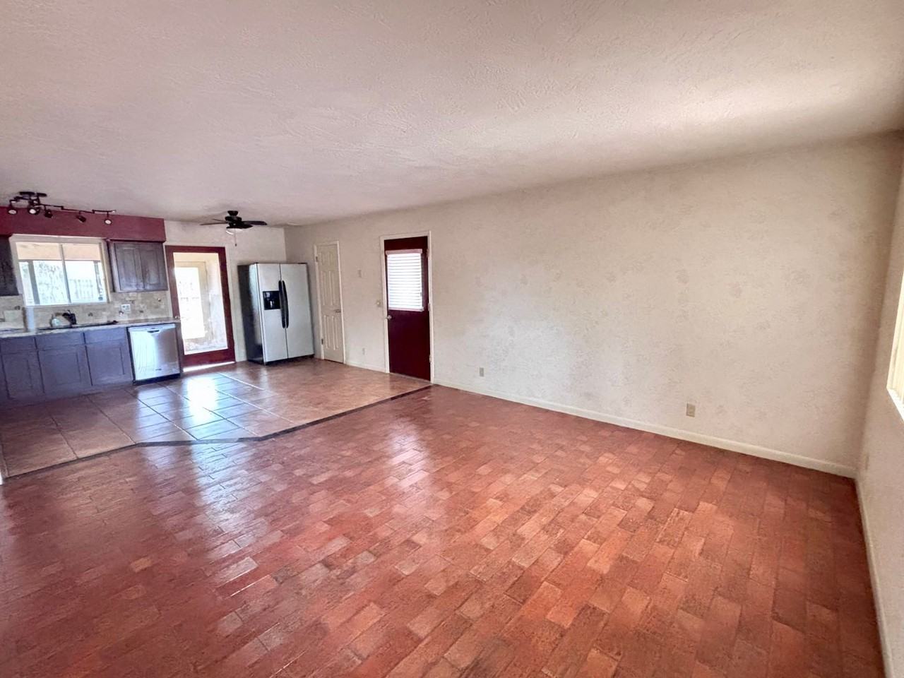1322 1322 E 5 Star Blvd. - Photo 3 of 18