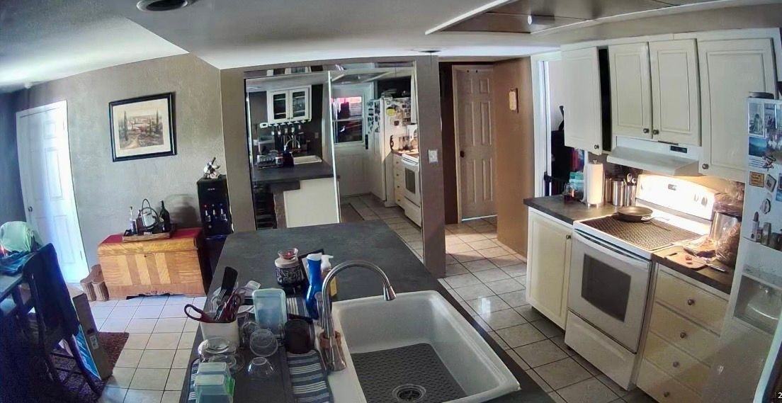 360 Slayton Ave - Photo 7 of 18