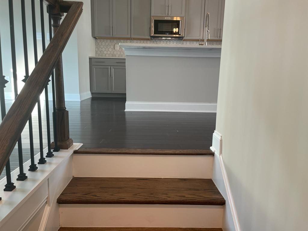 1112 Knoxboro Ln - Photo 7 of 20