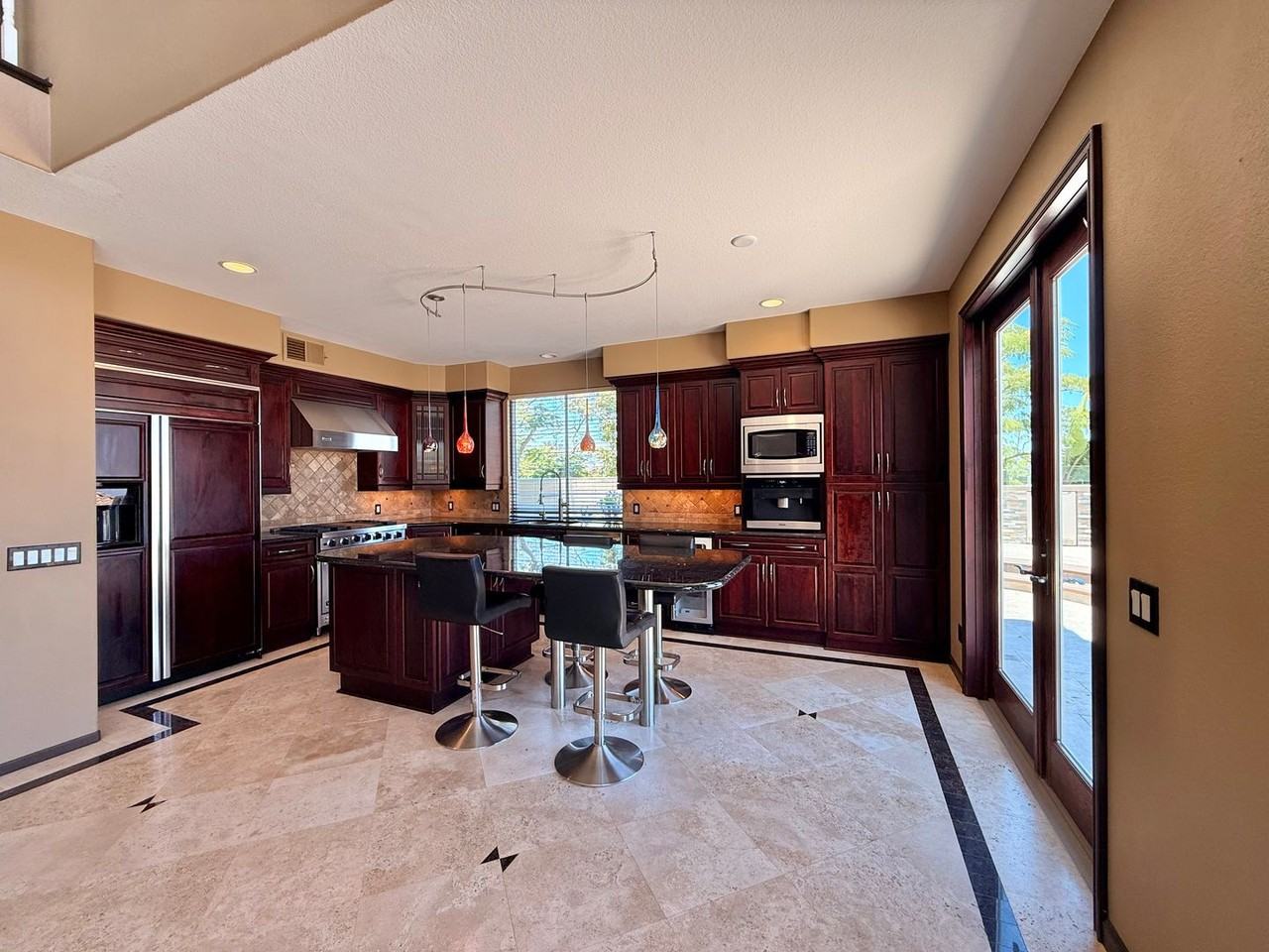 12010 Avonette Ct - Photo 4 of 19