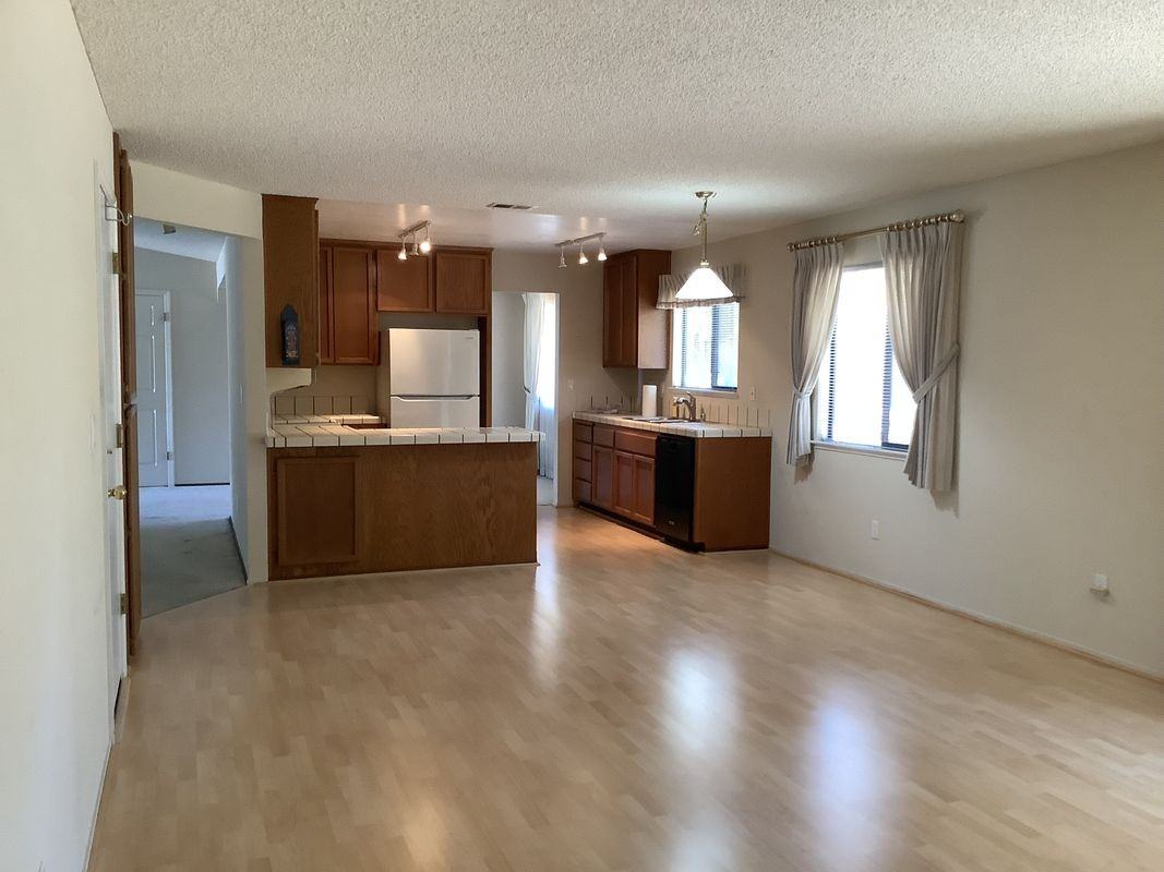 4260 Diablo View Ct - Photo 2 of 3