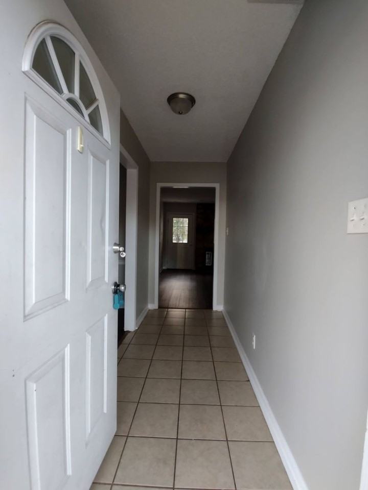 602 Sand Ridge Rd - Photo 4 of 26