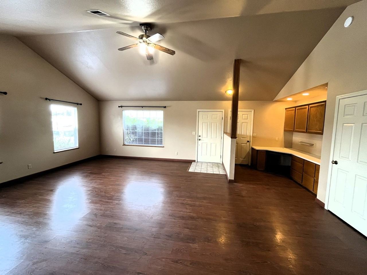1426 Underwood Ct - Photo 6 of 16