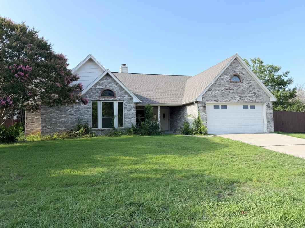 3308 Meadowview Dr