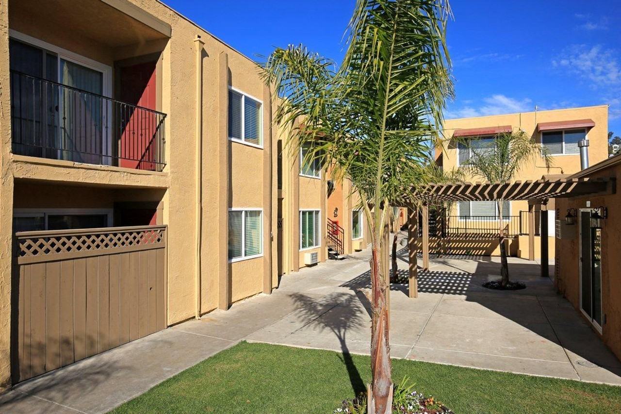 Spring Gardens Apartments - Photo 3 of 11