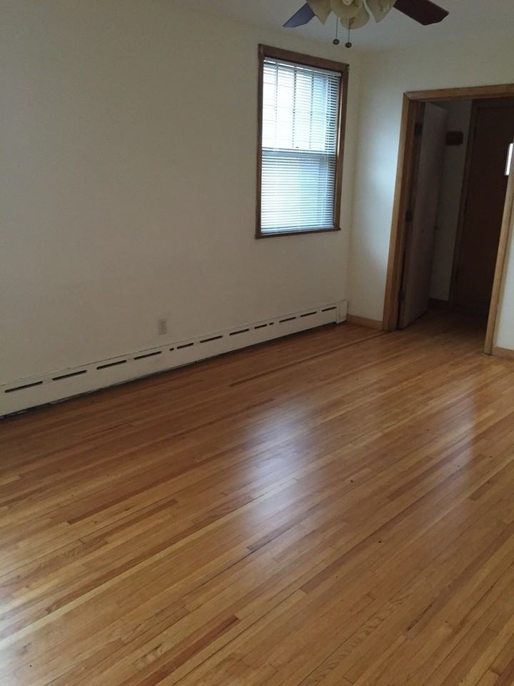 Ridgewood - Photo 3 of 10
