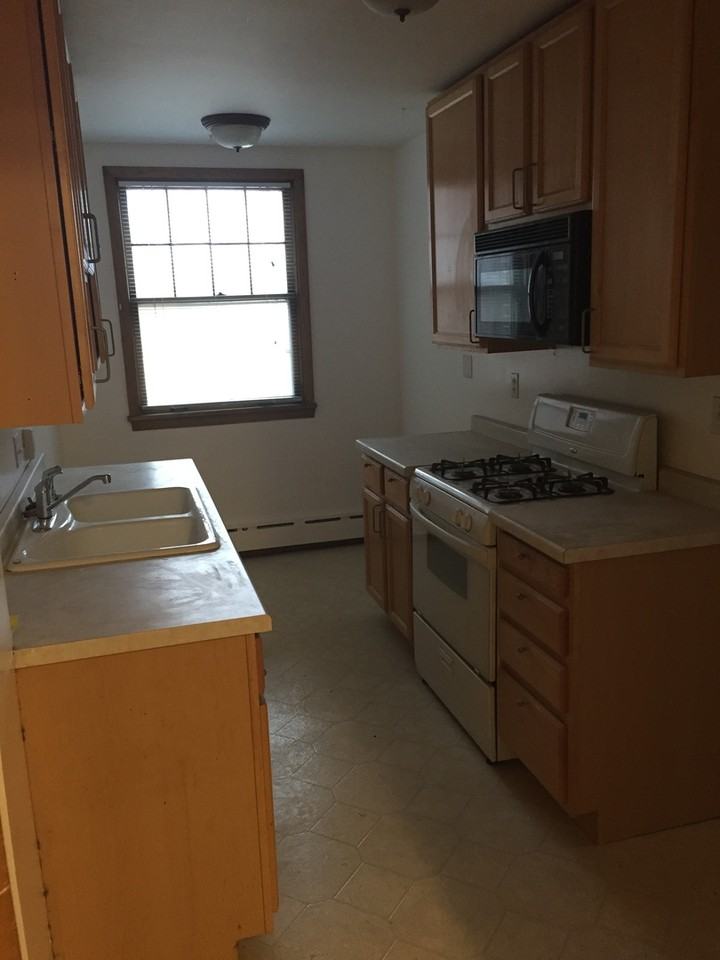 Ridgewood - Photo 7 of 10