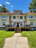 featured image of 224 S 8th St