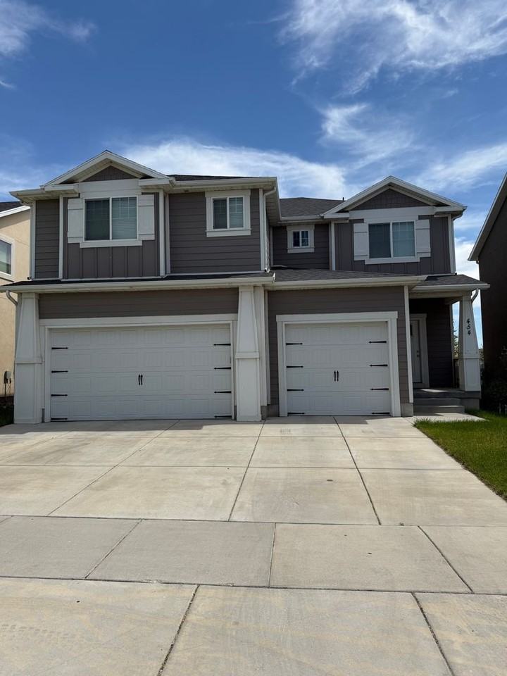 454 E Rue Hugo - Photo 2 of 3