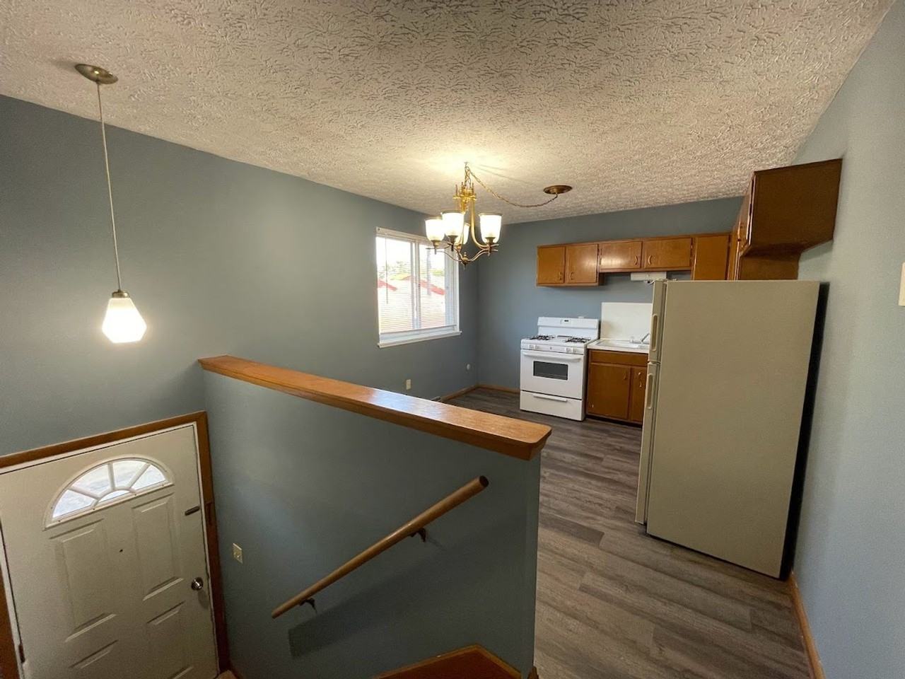 419 Austin Ave Nw - Photo 3 of 17