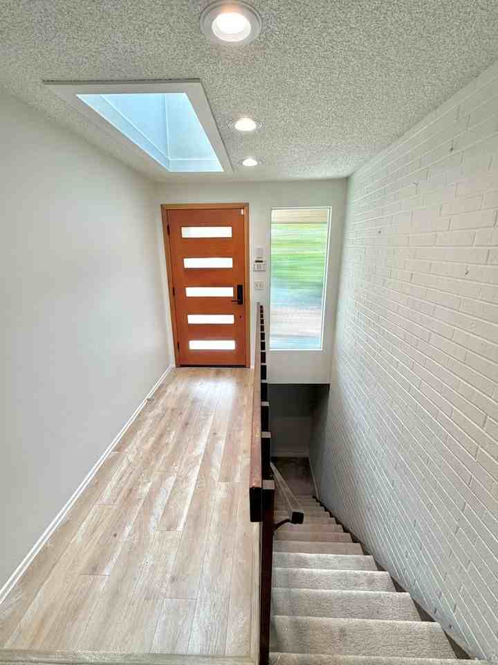 17843 6th Ave Nw - Photo 4 of 31