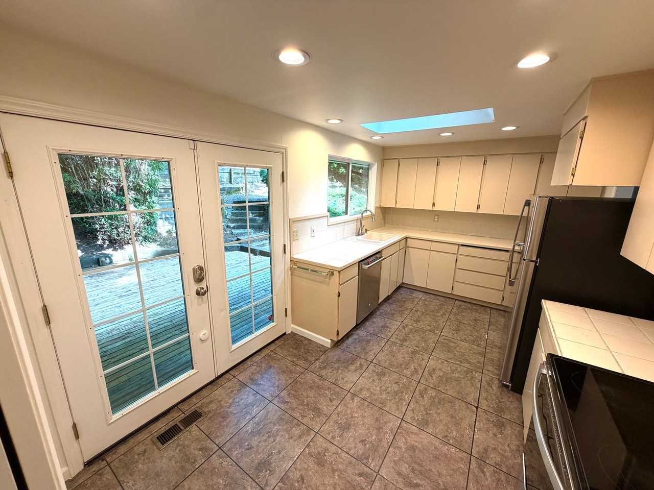 17843 6th Ave Nw - Photo 5 of 31