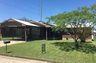 4923 Nw Lindy Ave - Photo 1 of 1