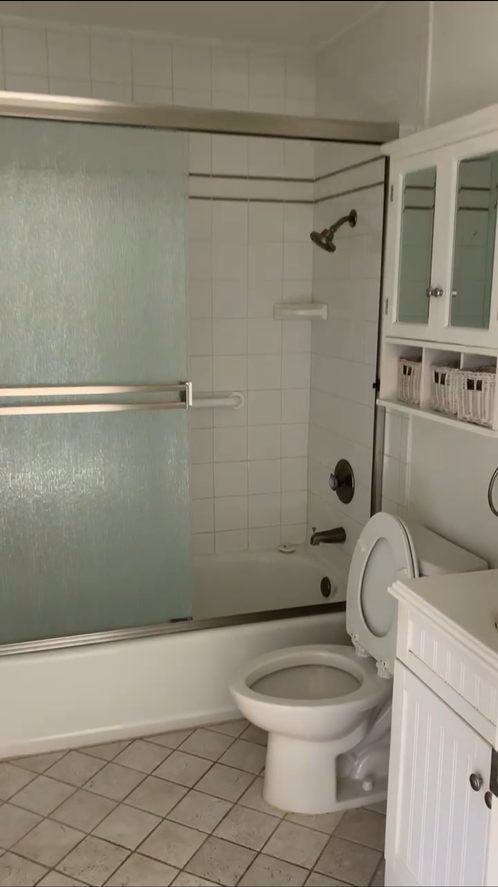 825 Warwick Ave - Photo 5 of 7