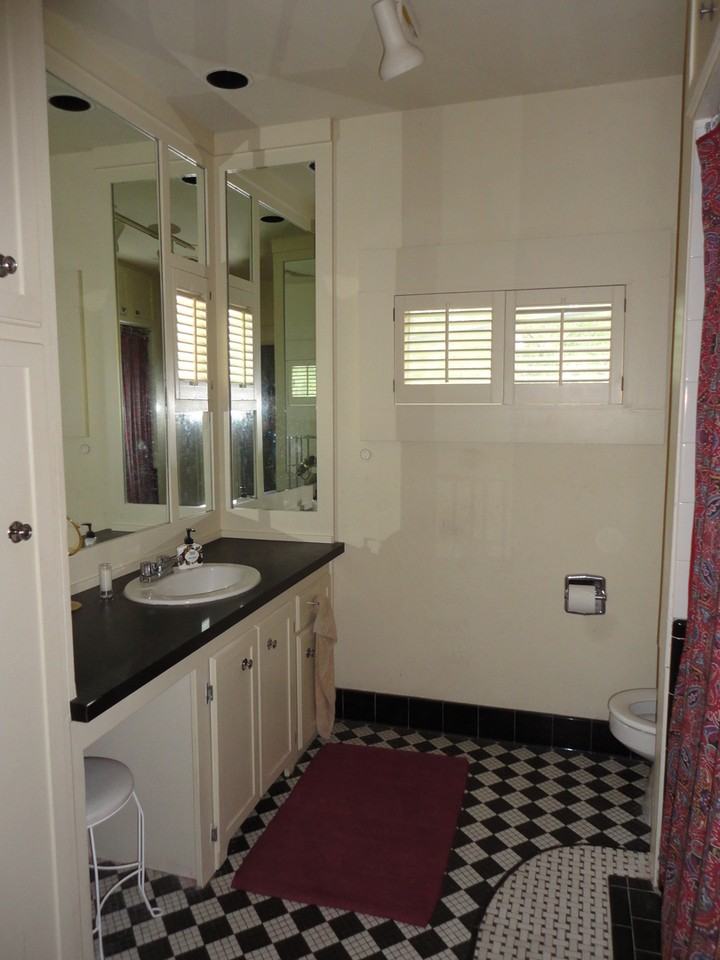 712 Haskell St - Photo 7 of 10
