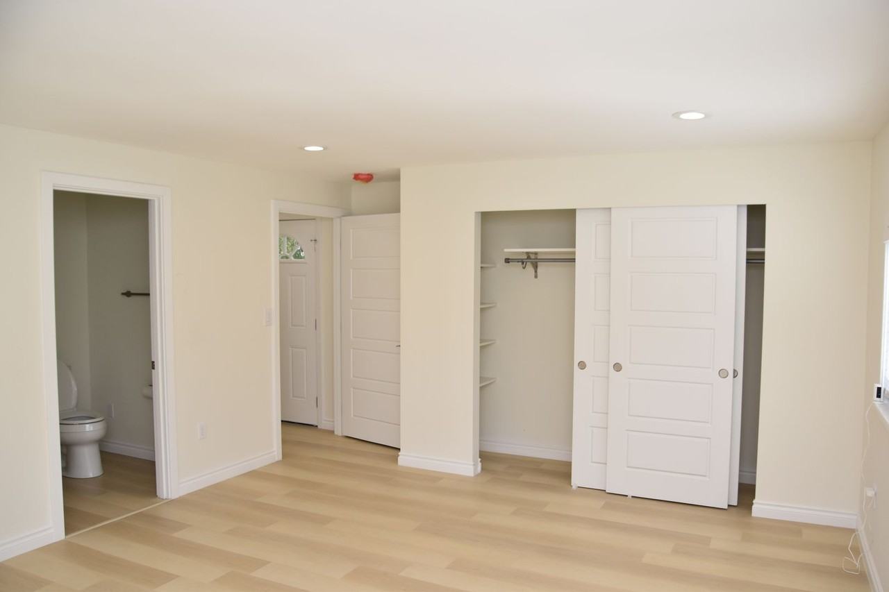 5724 Hillcrest Dr Sw - Photo 3 of 18