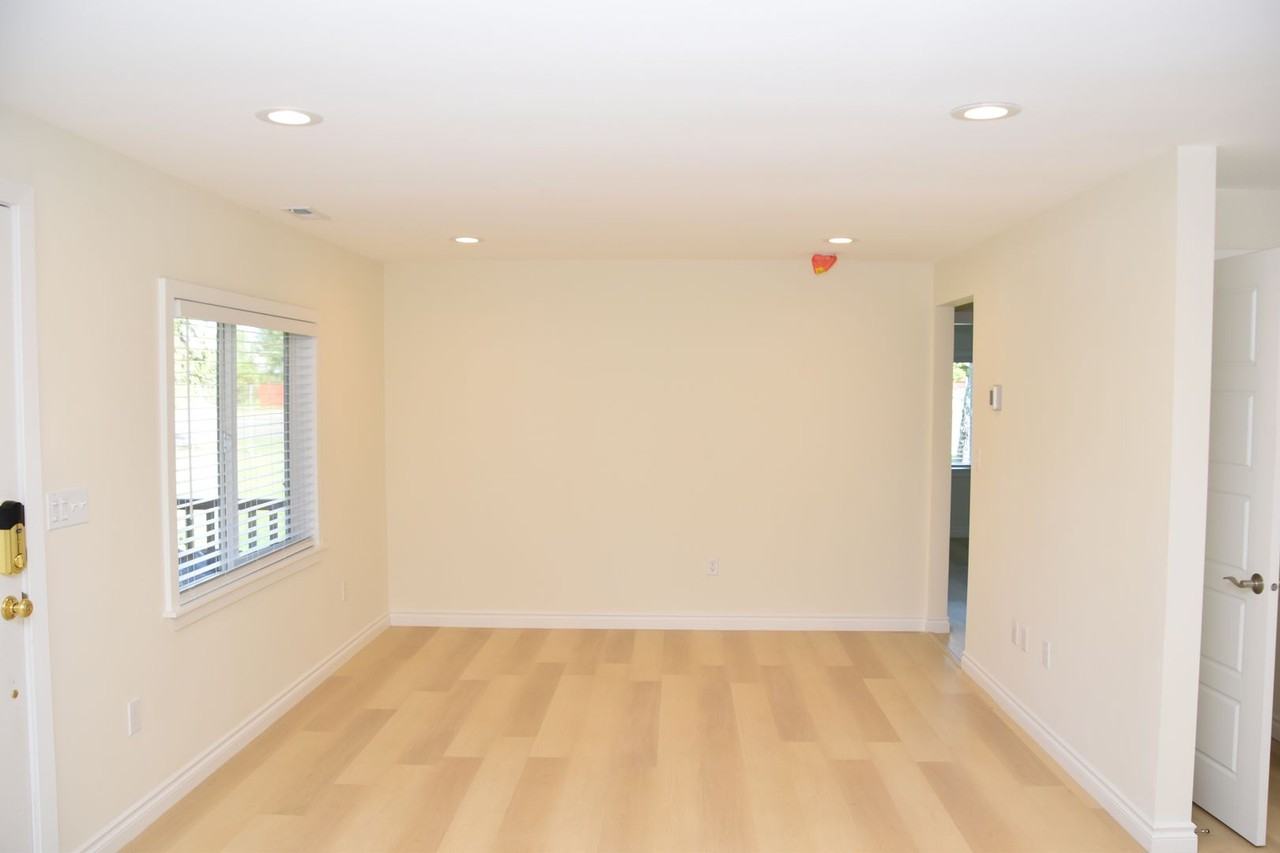 5724 Hillcrest Dr Sw - Photo 6 of 18