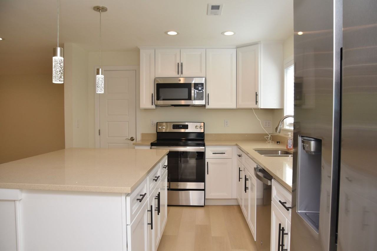 5724 Hillcrest Dr Sw - Photo 4 of 18