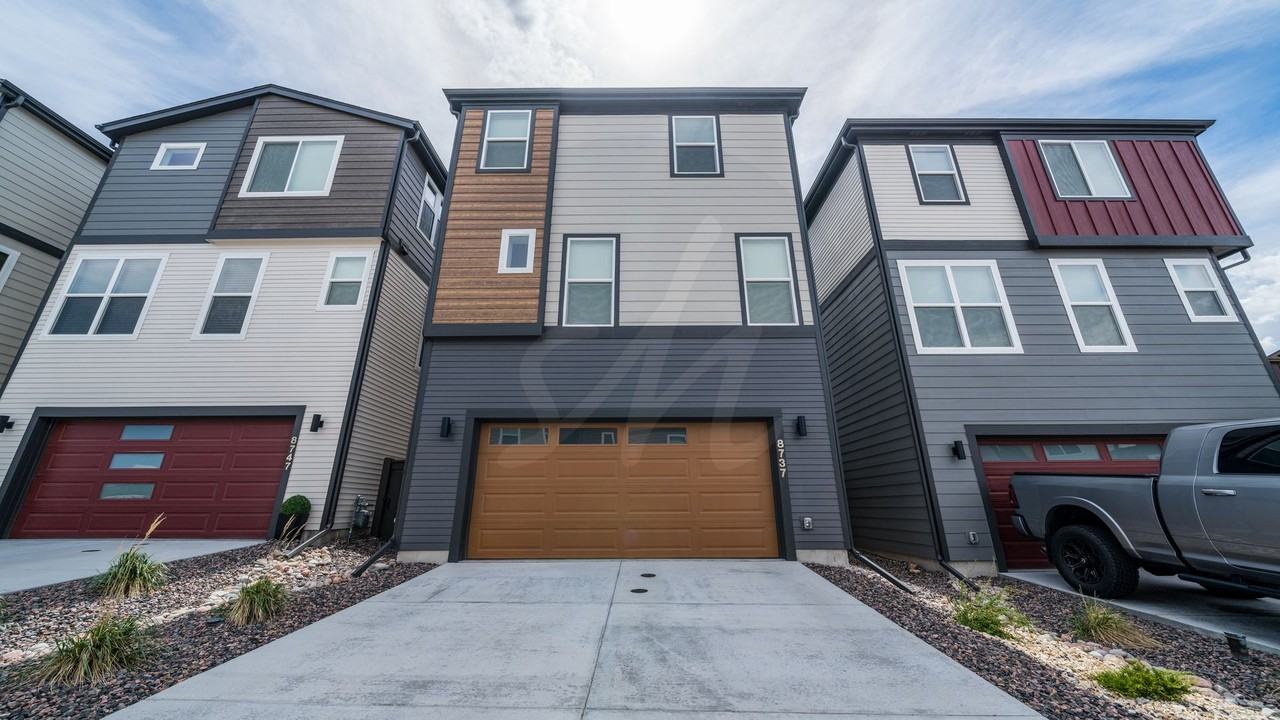 8737 Zeal Ct - Photo 4 of 18