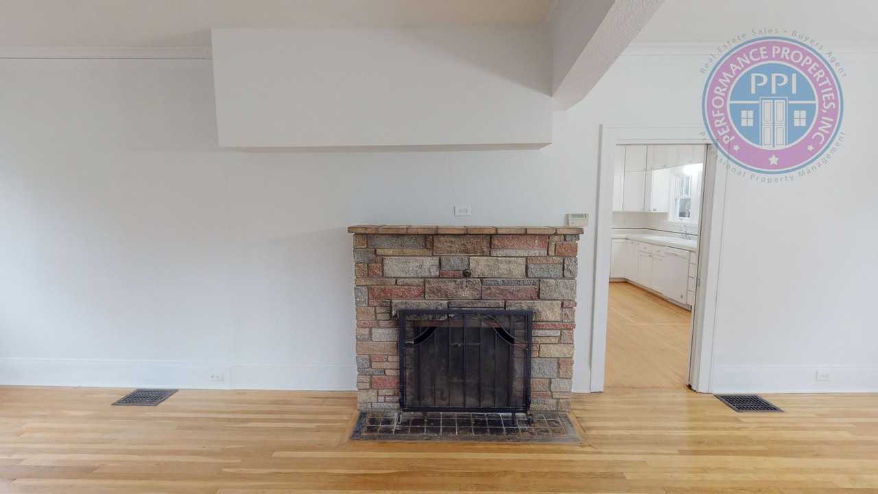 43 Ladd St - Photo 4 of 26