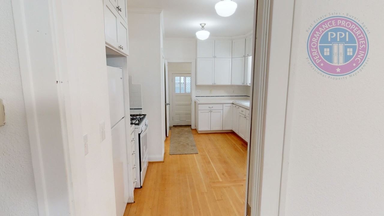 43 Ladd St - Photo 5 of 26