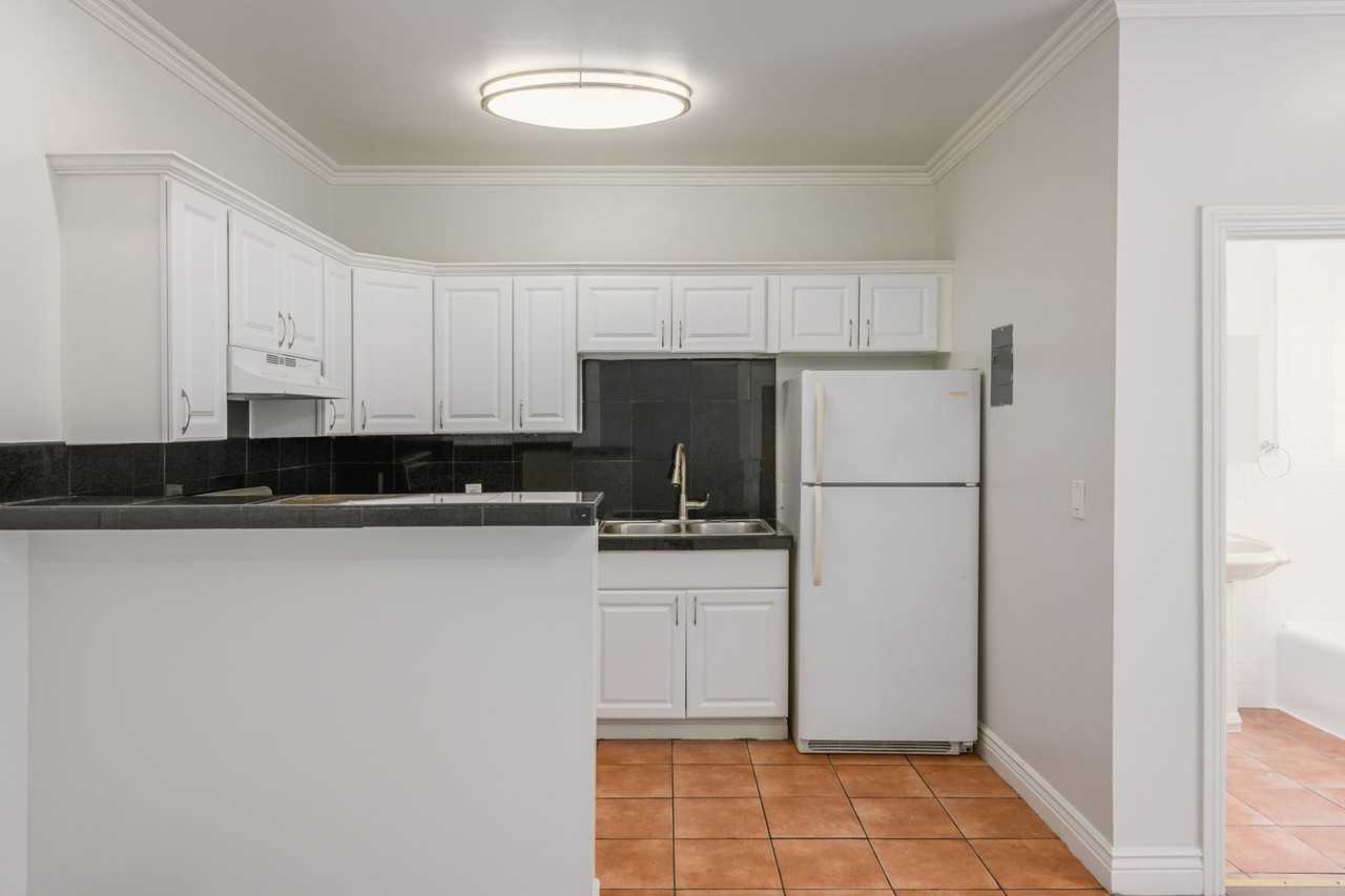 MC Bronson Properties LLC - Photo 4 of 35